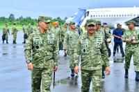 Tinjau Kesiapan Operasional Satuan TNI AU di Bumi Khatulistiwa, Wakasau Tekankan Pentingnya Profesionalisme Prajurit