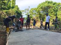 PMK Kabupaten Manokwari Tinjau Langsung Progres Pembangunan Fisik TMMD Ke-128 Kodim 1801/Manokwari